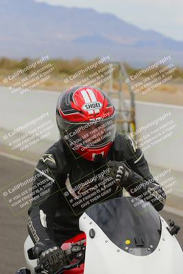 media/Mar-20-2023-Moto Forza (Mon) [[d0bbc59e78]]/Around the Pits/